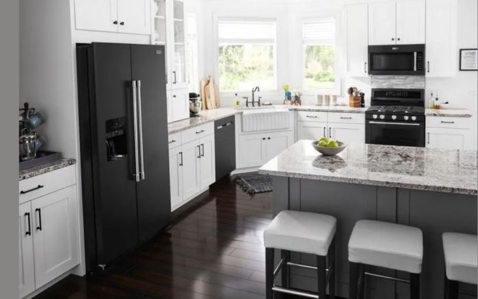 Source: https://www.trendhunter.com/trends/black-kitchen-appliance